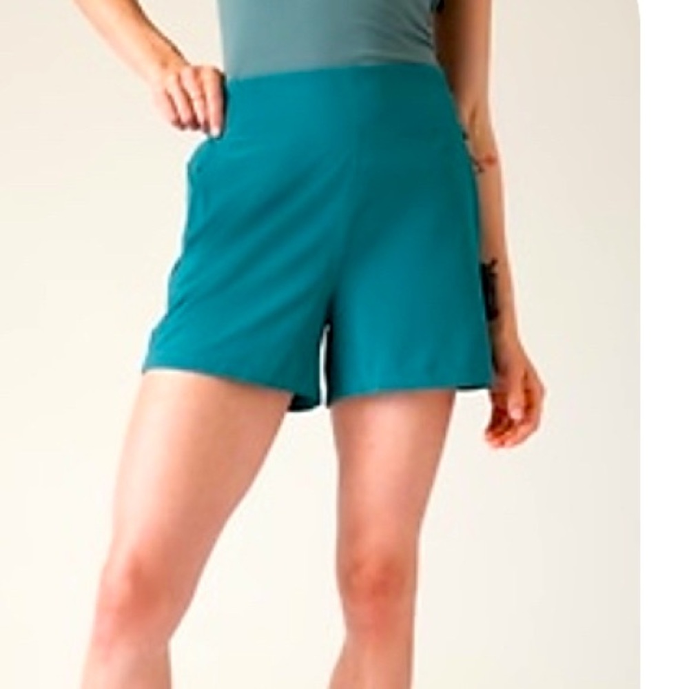 Athleta Brooklyn shorts
